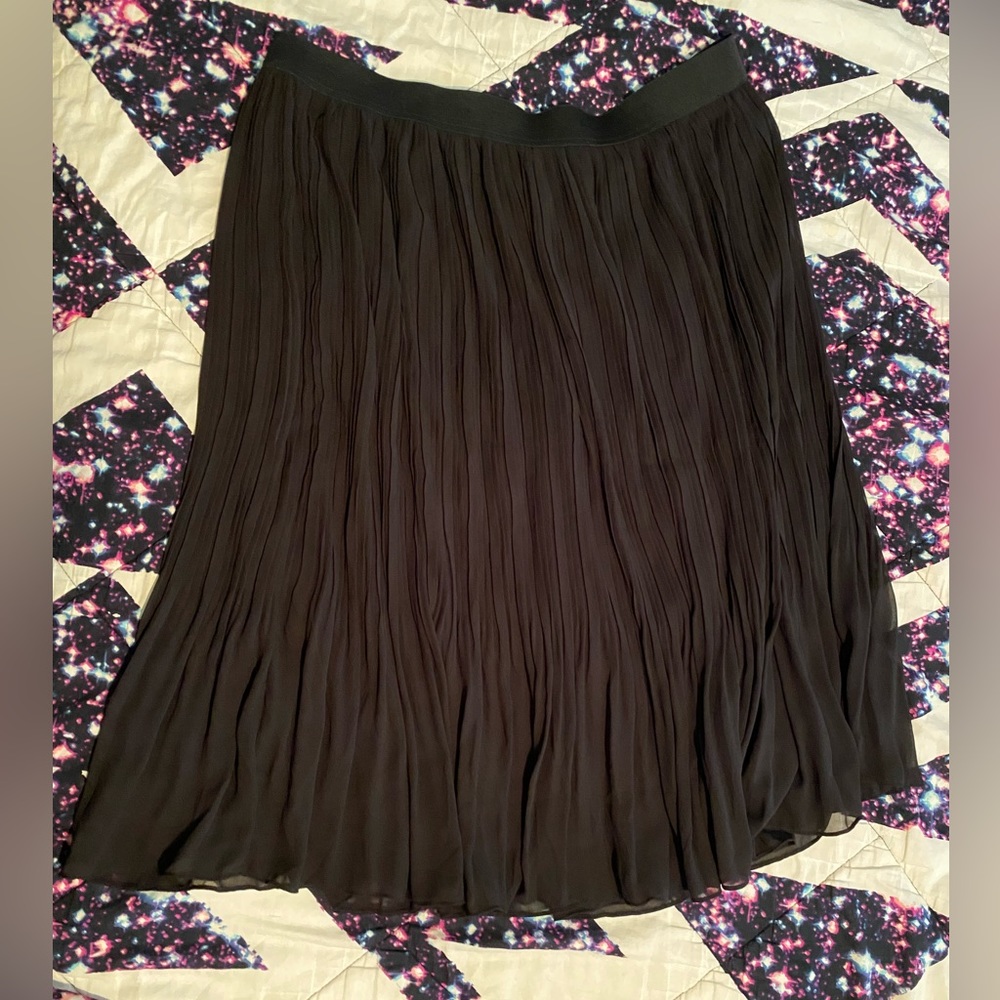 Torrid black midi skirt